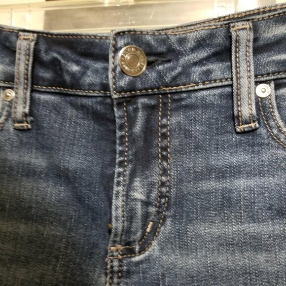 Silver Jeans Women's Denim Elyse Straight size 26 Factory Distressed Casual - Picture 2 of 11